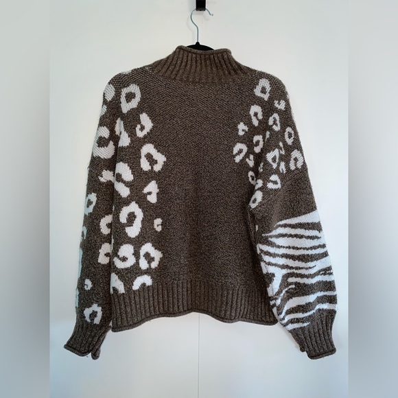 Cute & Unique Pattered Brown & Cream Nine West Turtleneck size Women’s XL - Picture 6 of 7